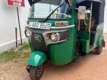 Bajaj RE 205 2016 Three Wheel