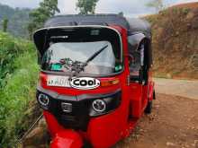 Bajaj RE 205 2016 Three Wheel