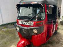 Bajaj RE 205 2017 Three Wheel