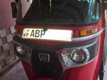 Bajaj RE 205 2017 Three Wheel