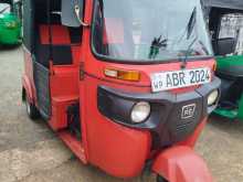 Bajaj RE 205 2018 Three Wheel