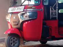Bajaj RE 205 2018 Three Wheel