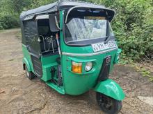 Bajaj RE 205 2011 Three Wheel