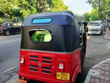 Bajaj RE 205 2019 Three Wheel