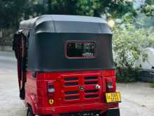 Bajaj RE 205 2019 Three Wheel