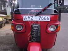 Bajaj RE 205 2012 Three Wheel