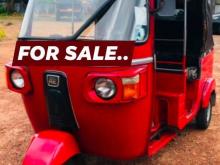 Bajaj RE 205 2010 Three Wheel