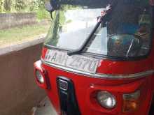 Bajaj RE 205 2013 Three Wheel