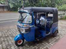 Bajaj RE 205 2014 Three Wheel