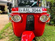 Bajaj RE 205 2016 Three Wheel