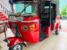 Bajaj RE 205 2011 Three Wheel