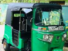 Bajaj RE 205 2015 Three Wheel