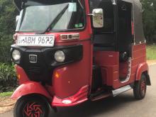 Bajaj RE 205 2016 Three Wheel