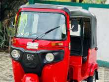 Bajaj RE 205 2020 Three Wheel