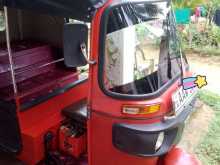 Bajaj RE 205 2015 Three Wheel