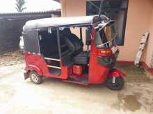 https://riyasewana.com/uploads/bajaj-re-205-21336244343.jpg