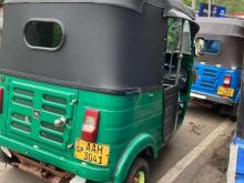 https://riyasewana.com/uploads/bajaj-re-205-21408406702.jpg