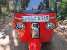 Bajaj RE 205 2013 Three Wheel