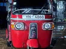 Bajaj Re 205 2011 Three Wheel