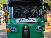 Bajaj RE 205 2013 Three Wheel