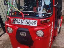 Bajaj RE 205 2015 Three Wheel