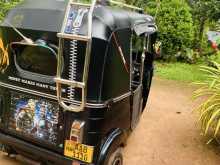 https://riyasewana.com/uploads/bajaj-re-205-2214083522592.jpg