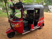 https://riyasewana.com/uploads/bajaj-re-205-2215361417135.jpg