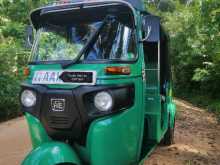 Bajaj RE 205 2015 Three Wheel