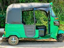 Bajaj RE 205 2016 Three Wheel