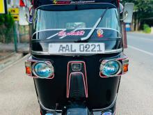Bajaj RE 205 2013 Three Wheel