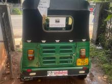 Bajaj RE 205 2010 Three Wheel