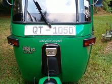 Bajaj RE 205 2010 Three Wheel