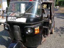 Bajaj RE 205 2013 Three Wheel