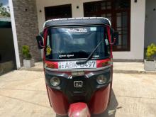 Bajaj RE 205 2016 Three Wheel