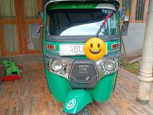 Bajaj RE 205 2020 Three Wheel