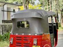 https://riyasewana.com/uploads/bajaj-re-205-2412133422713.jpg