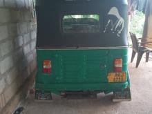 Bajaj RE 205 2013 Three Wheel