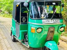 Bajaj RE 205 2011 Three Wheel