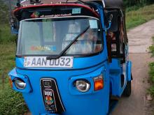 Bajaj RE 205 2014 Three Wheel