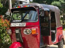 Bajaj RE 205 2011 Three Wheel