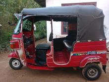 Bajaj RE 205 2011 Three Wheel