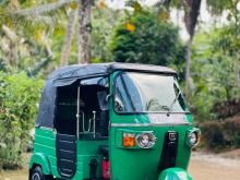 Bajaj RE 205 2013 Three Wheel