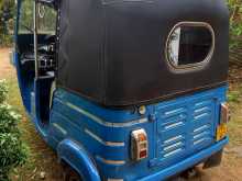 https://riyasewana.com/uploads/bajaj-re-205-252053454982.jpg