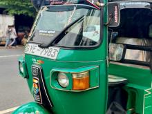 Bajaj RE 205 2010 Three Wheel