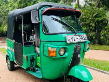 Bajaj RE 205 2010 Three Wheel