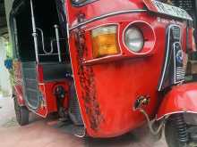 https://riyasewana.com/uploads/bajaj-re-205-26242622162.jpg