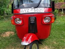 Bajaj RE 205 2012 Three Wheel