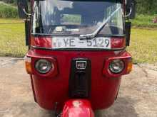 Bajaj RE 205 2010 Three Wheel