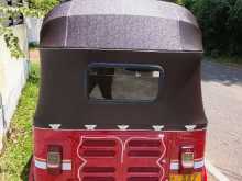 https://riyasewana.com/uploads/bajaj-re-205-271152174962.jpg