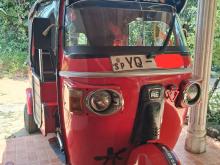 Bajaj RE 205 2011 Three Wheel